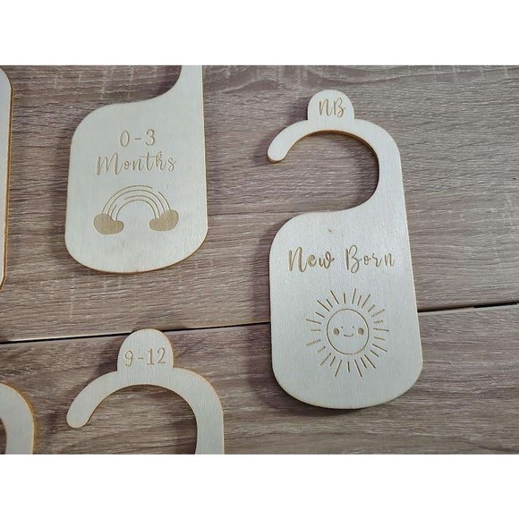 Wooden Baby Clothes Size Dividers Wardrobe Organizers Closet Hangers New - Picture 3 of 5